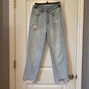 American Eagle Size 4 Short Distressed Jeans High Rise